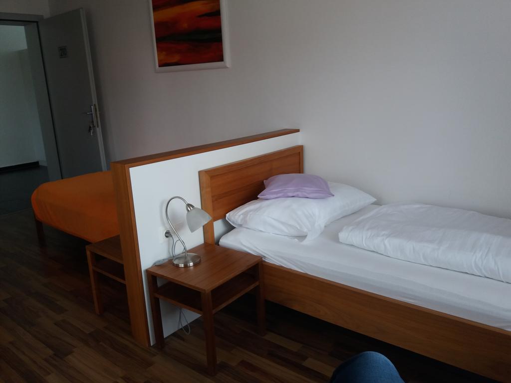 Balaca Panzio Hotel Veszprém Buitenkant foto